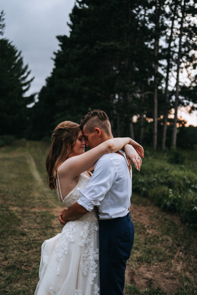 Bride and groom sunset photos in Norther Minnesota