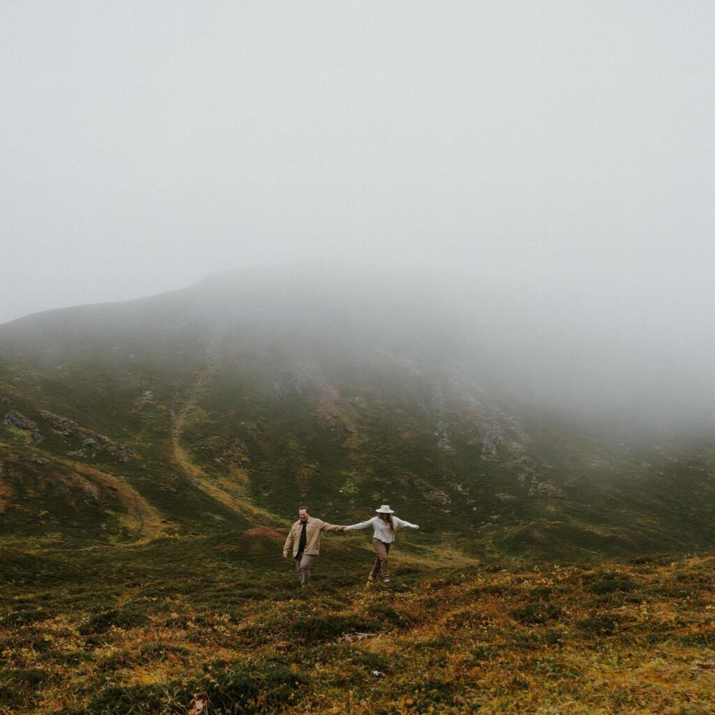 Alaska Honeymoon Itinerary by Sydney Breann Photography
