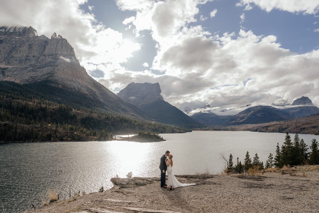 Sun Point Fall elopement photographed by Sydney Breann Photography
