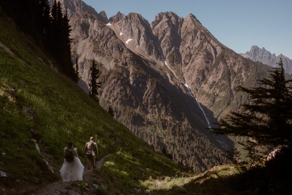 A unique hiking elopement weekend