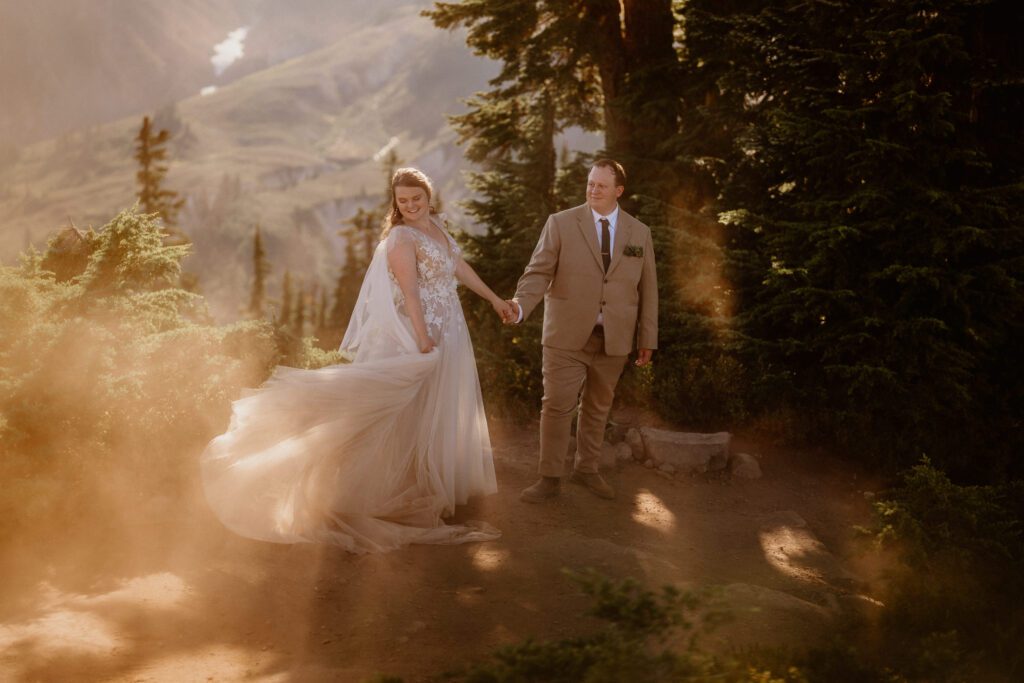 An intimate wedding in the Pacific Northwest