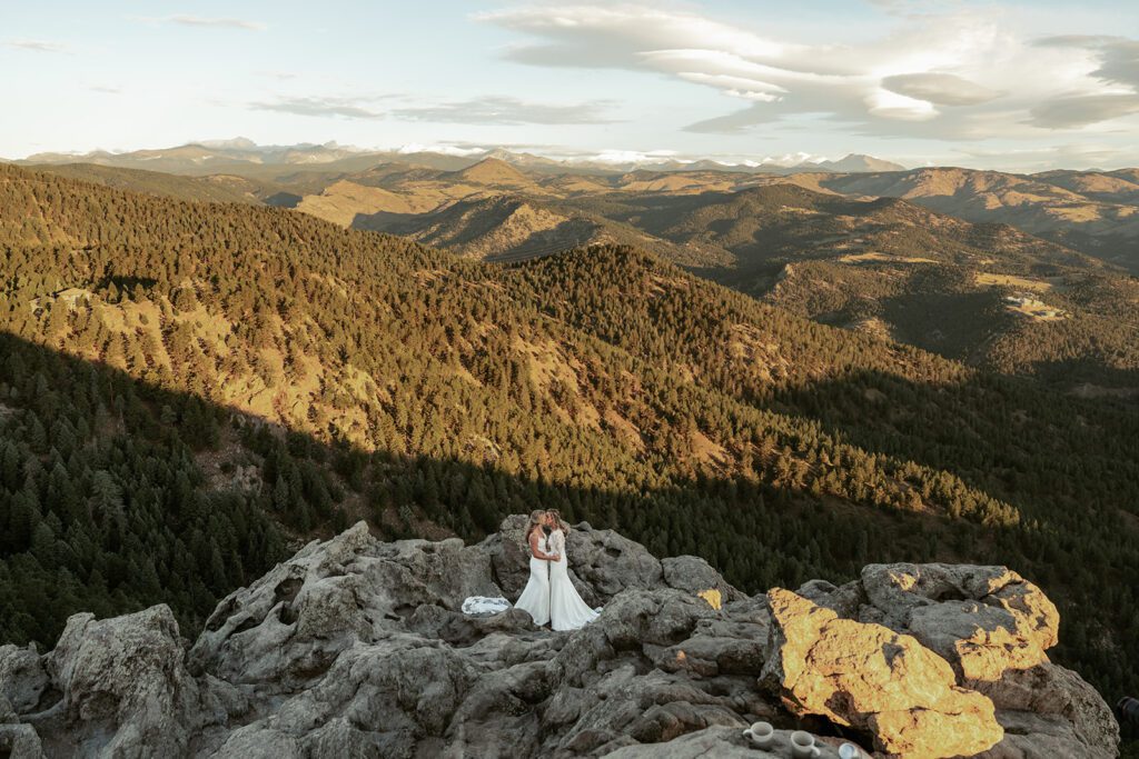 Colorado sunrise elopement at Lost Gulch photographed by Sydney Breann Photography