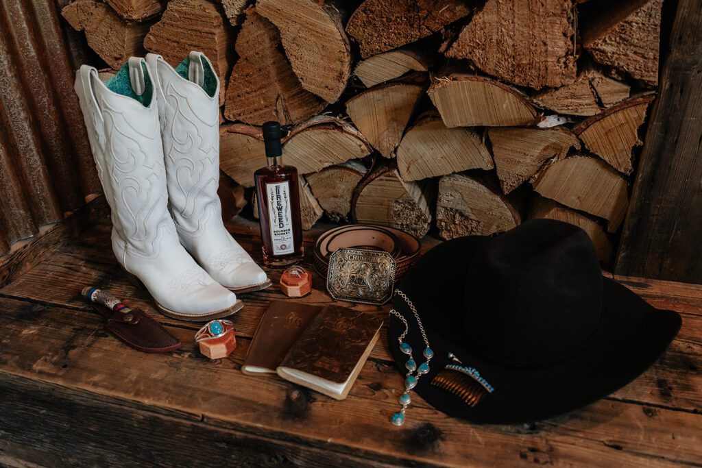 Western wedding day details