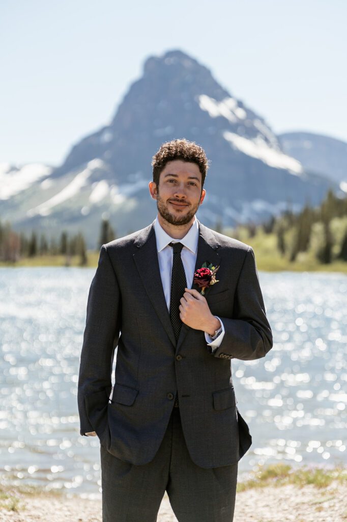 Mountain bridal portraits on a clear day in late Spring at Glacier National Park, photographed by Sydney Breann Photography. 
