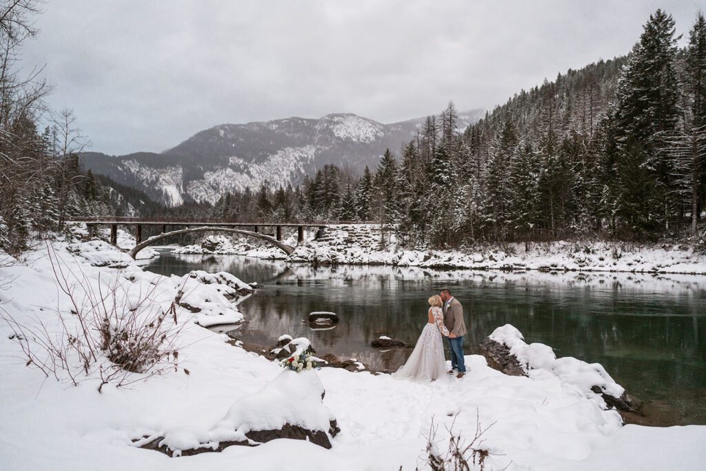 Magical winter elopement bridal portraits at Belton Stage State Park